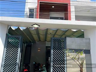 Bán nhanh nhà 1 triệt , 1 lầu , 5 x 9m sổ hồng riêng