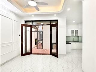 40m2 x 5 tầng, bạch đằng số chẵn nhà xây mới  gần mặt phố  sân riêng  ngõ rộng thoáng sáng