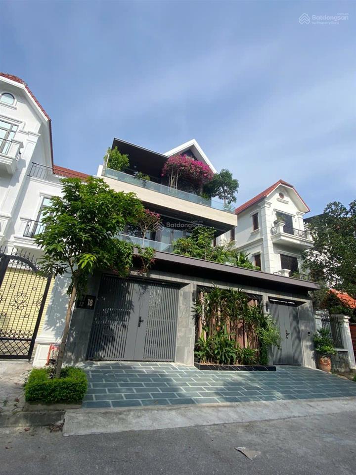 Biệt thự phú lương 200m2, mt 10m 4 tầng, hoàn thiện đẹp lung linh, đầu tư tiềm năng, giá ngon 3x tỷ