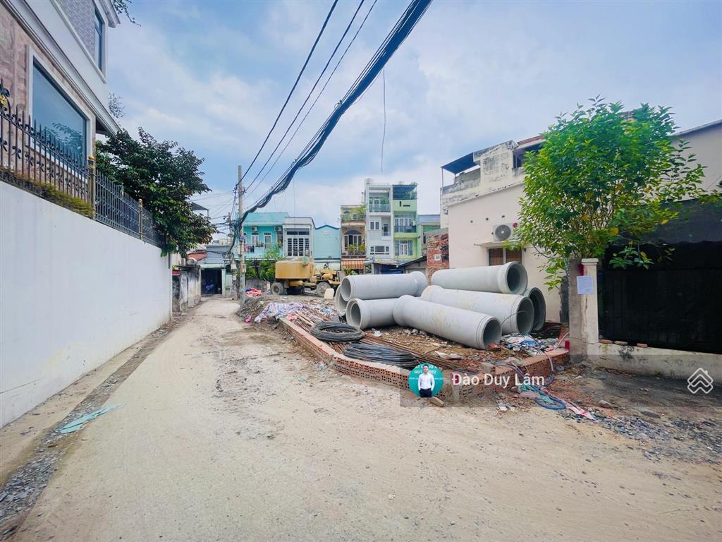 Đất thổ cư hẻm ô tô ngay chợ thủ đức  lô góc 2 mặt hẻm, xây dựng tự do, sổ riêng công chứng ngay