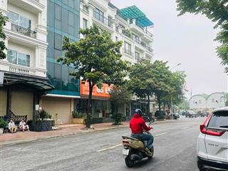 Bán lô đất vip mặt phố hồng tiến, gần chung cư hc golden hồng tiến. diện tích 58m2.  0905 568 ***