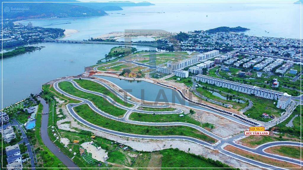 Bán 2 lô rẻ nhất dự án  mặt tiền rộng 10m  sau lưng nhà là công viên rộng mát mẻ