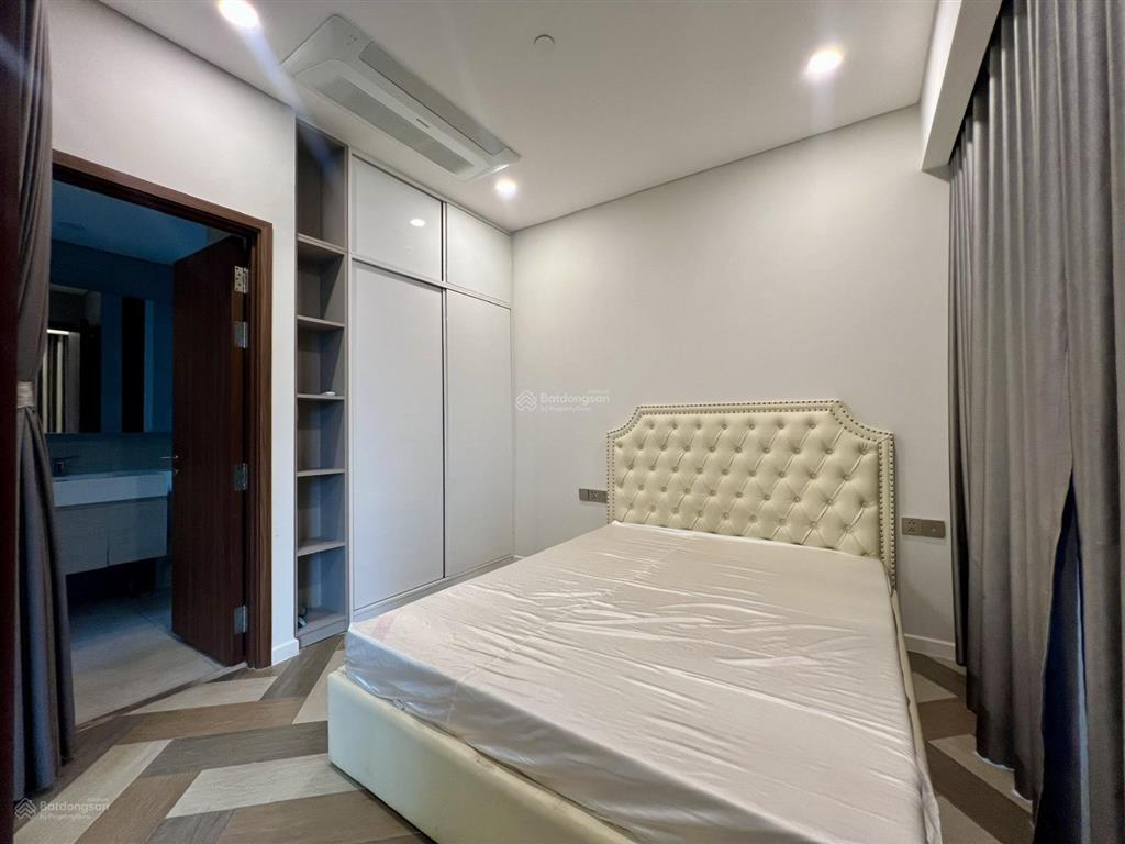 Sẵn sổ  giá siêu tốt  bán nhanh 1pn + 1wc tại the galleria metropole 12,5 tỷ  49,63m2