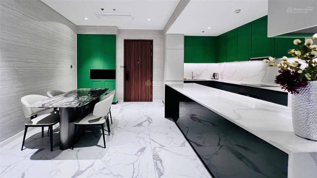 Crest bán 2pn + 1phòng đa năng+2wc  115m2 giá tốt nhất thị trường. sẵn key  xem nhà 0901 987 ***