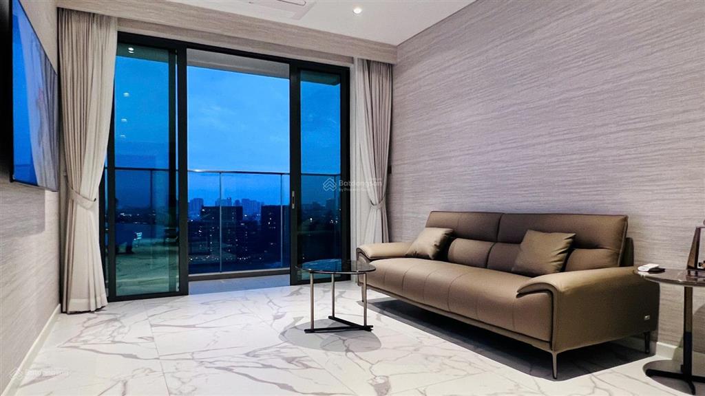 Crest bán 2pn + 1phòng đa năng+2wc  115m2 giá tốt nhất thị trường. sẵn key  xem nhà 0901 987 ***