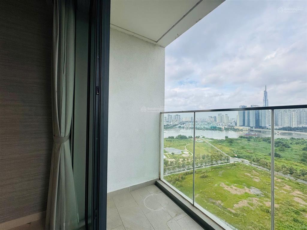 Crest bán 2pn + 1phòng đa năng+2wc  115m2 giá tốt nhất thị trường. sẵn key  xem nhà 0901 987 ***