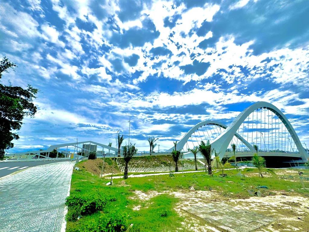 Biệt thự sentosa mặt tiền 10m gần bến du thuyền sông cổ cò. giá chỉ 19tr5/m2