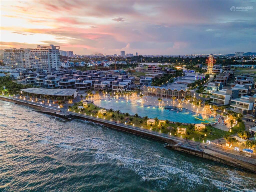 Bán ch 1pn full nội thất cao cấp, view trực diện biển nhìn về công viên nước sun group chỉ 3,299 tỷ