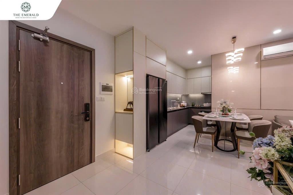 |giá tốt nhất| ck 1 tỷ căn 3pn e68, view landmark, trả góp 10tr/thg, htls 4 năm.  0931 118 ***