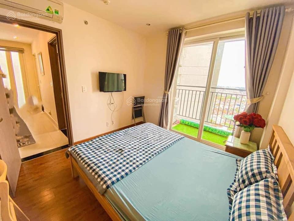 Cần bán gấp căn hộ shp 59m2 giá 2,1 tỷ, tầng cao, nội thất đẹp