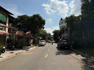 Chỉ 37.5 tỷ mặt tiền cụm (14x17.5m) ctxd hầm 5 tầng. cụm an phú, khu giang văn minh, quận 2