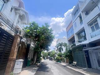 Chỉ 24.5 tỷ, nhà gần với cụm nguyễn văn hưởng, trần văn sắc. dt(8x21.6m). ctxd hầm. trệt. 4 tầng