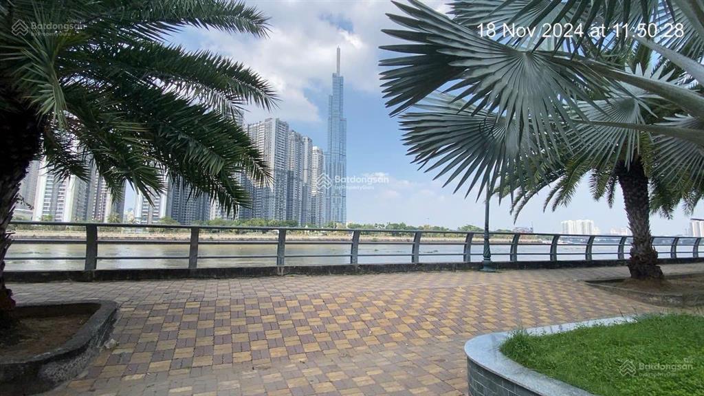 Villa p. thảo điền chỉ 82 tỷ. khu compound nguyễn văn hưởng, kế gần với xuân thủy. dt 11x22m