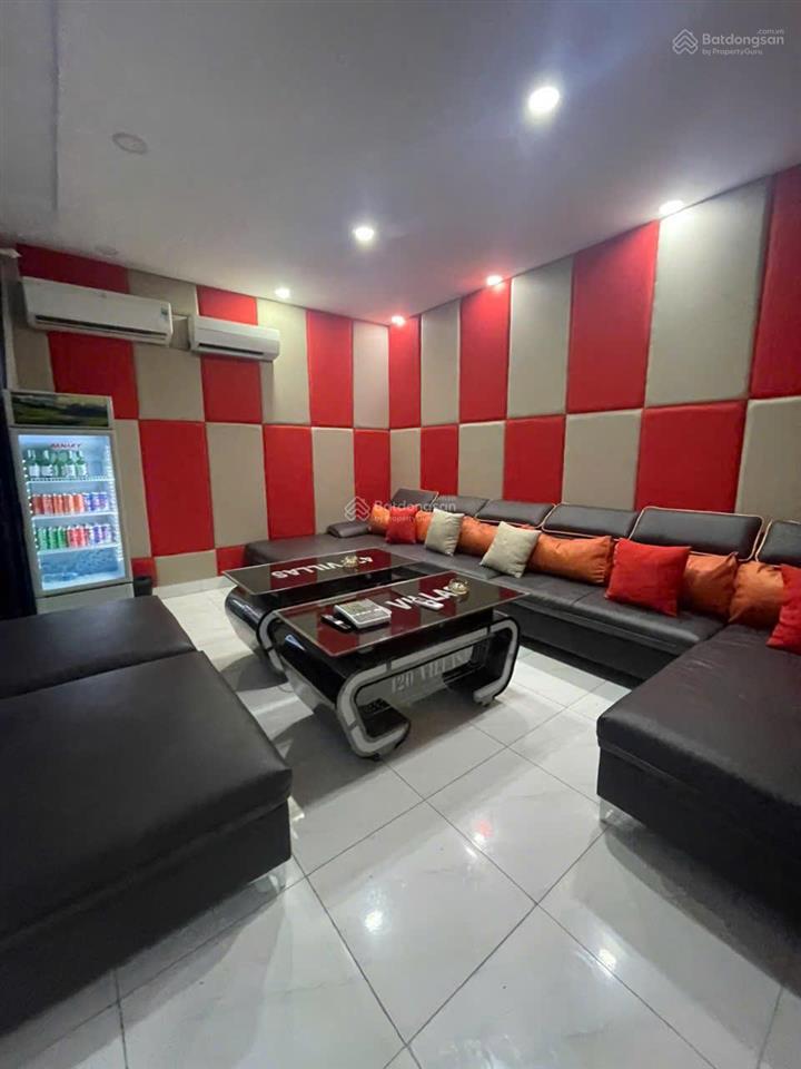 Chỉ 38 tỷ. nhà mặt tiền. kế xuân thủy, cụm nguyễn bá huân. dt(7.5x25m). 4 tầng + hồ bơi.