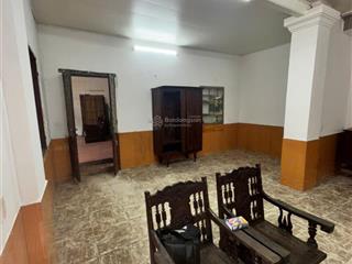 Cho thuê nhà riêng 2 tầng tại phố phạm ngũ lão, phường quảng yên