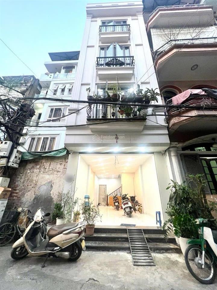 Bán nhà đống đa 45m2 ô tô vào nhà, trước nhà ô tô tránh, kinh doanh, 3 thoáng vĩnh viễn, sổ nở hậu