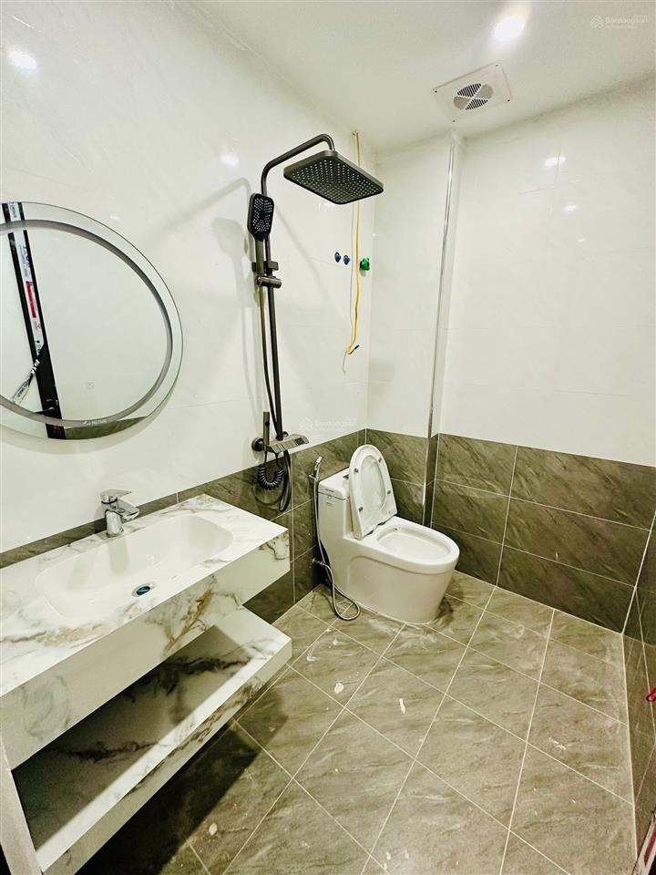Bán nhà đống đa 50m2, 50m ra phố, 2 thoáng vĩnh viễn, 6 tầng thang máy, ngõ 3 gác, an ninh tốt