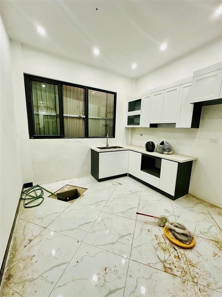 Bán nhà đống đa 50m2, 50m ra phố, 2 thoáng vĩnh viễn, 6 tầng thang máy, ngõ 3 gác, an ninh tốt