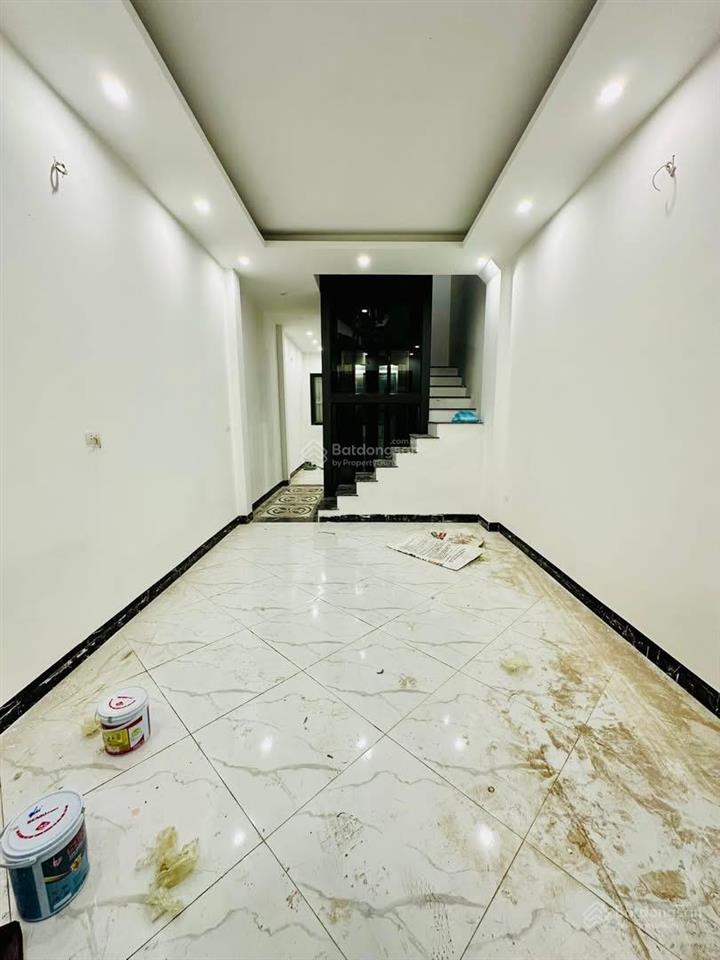 Bán nhà đống đa 50m2, 50m ra phố, 2 thoáng vĩnh viễn, 6 tầng thang máy, ngõ 3 gác, an ninh tốt