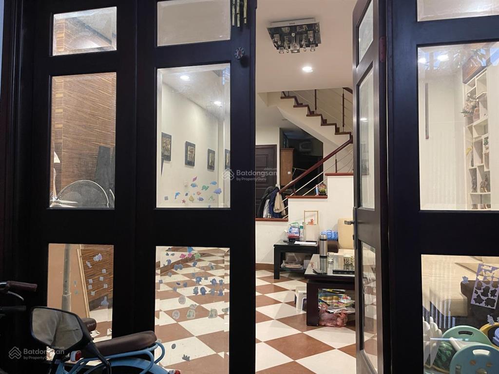 Bán nhà tôn đức thắng 58m2, oto tránh 20m, ngõ rộng, kcbt chắc chắn,an sinh cực tốt, nhiều tiện ích