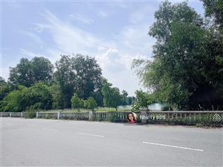 View hồ sinh thái 8x20m sổ hồng riêng mặt tiền đường nhựa 15m giá chỉ hơn 3 tỷ