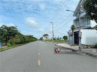 5x20m shr trục chính kt11  hướng nam  gần cv 7 kỳ quan  không vướng lỗi phong thuỷ