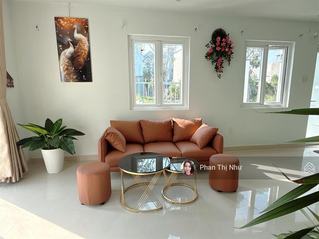 Căn góc 2 mt đẹp lung linh !!! ai mê nhà có sân vườn  sân xe hơi tranh thủ nè!!!