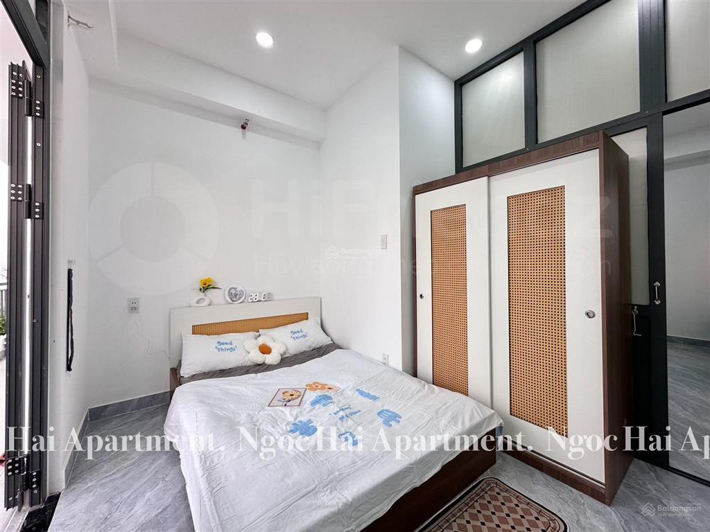 Cho thuê căn hộ 1 phòng ngủ banconl tách bếp full nội thất mới 100% ngay vườn lài, q12