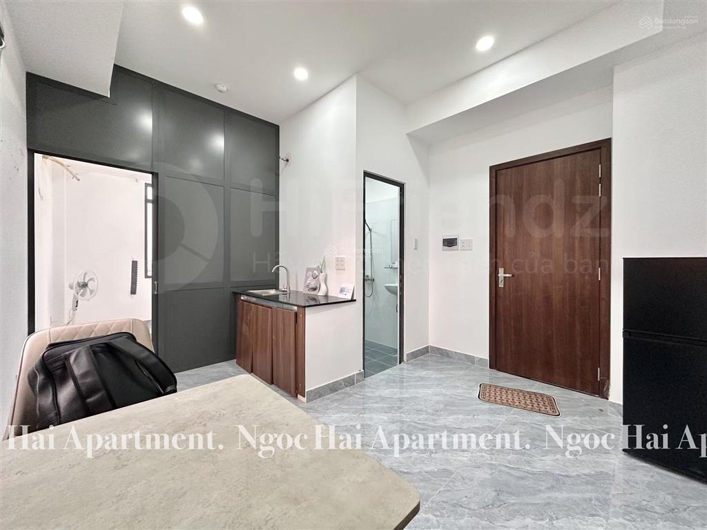 Cho thuê căn hộ 1 phòng ngủ banconl tách bếp full nội thất mới 100% ngay vườn lài, q12