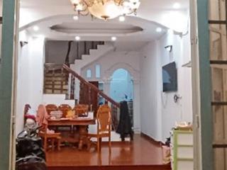 Bán nhà riêng 4pn, 3wc tại âu dương lân, 60m2, giá siêu hời 6,8 tỷ, q8, hcm