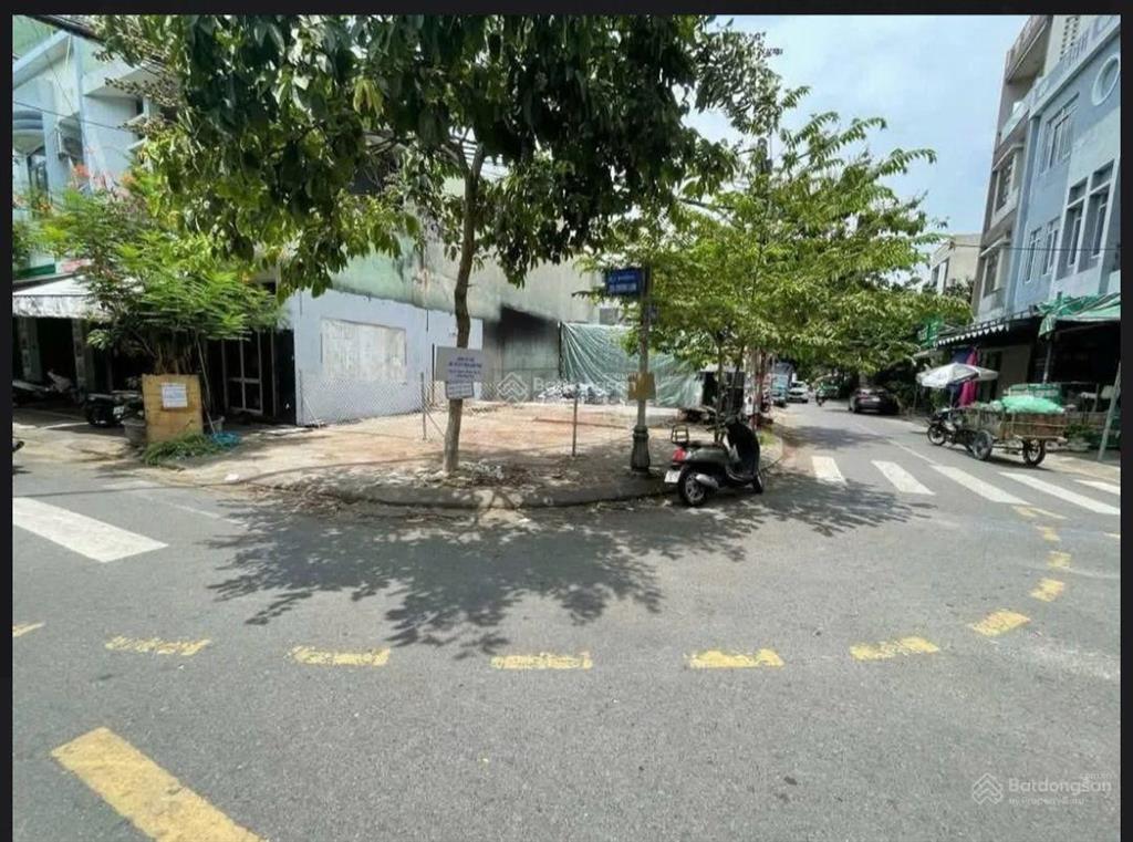 Bán lô góc 2 mt cù chính lan vs lê thị tính, quận thanh khê, đà nẵng. dt 115m2 ngang 7m .