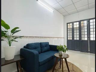 Bán nhà 2 tầng 2 mặt kiệt  lô góc trung tâm hải châu  đà nẵng. dt 70m2 ngang 7m