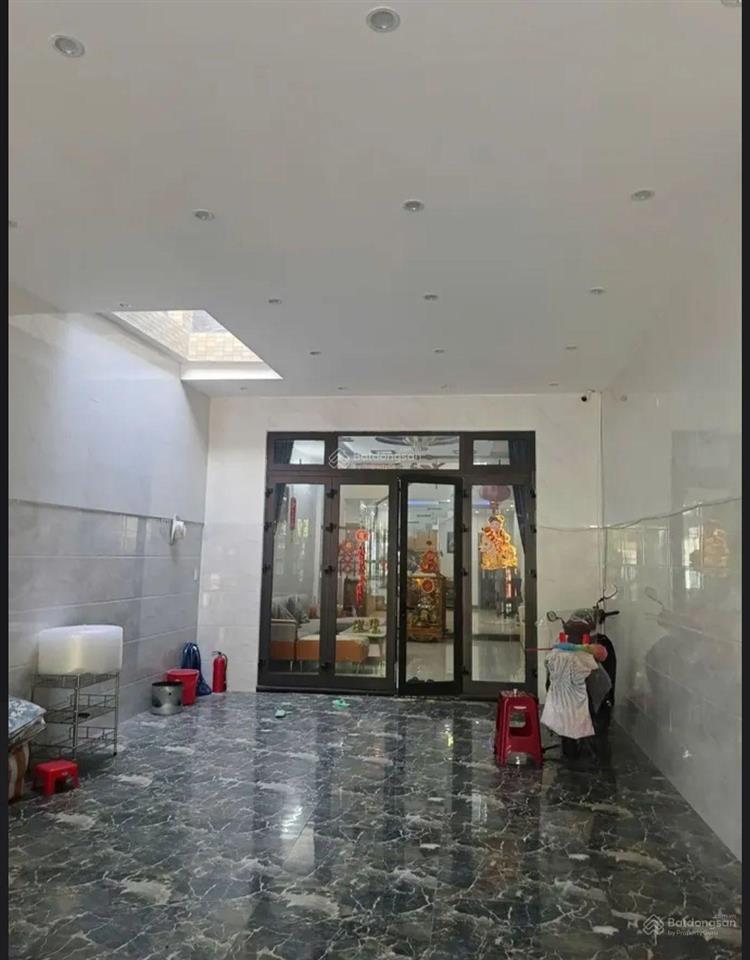 Bán nhà đẹp 2 tầng kiên cố  liên chiểu đà nẵng. * mặt tiền đường tô hiệu  liên chiểu  đà nẵng.