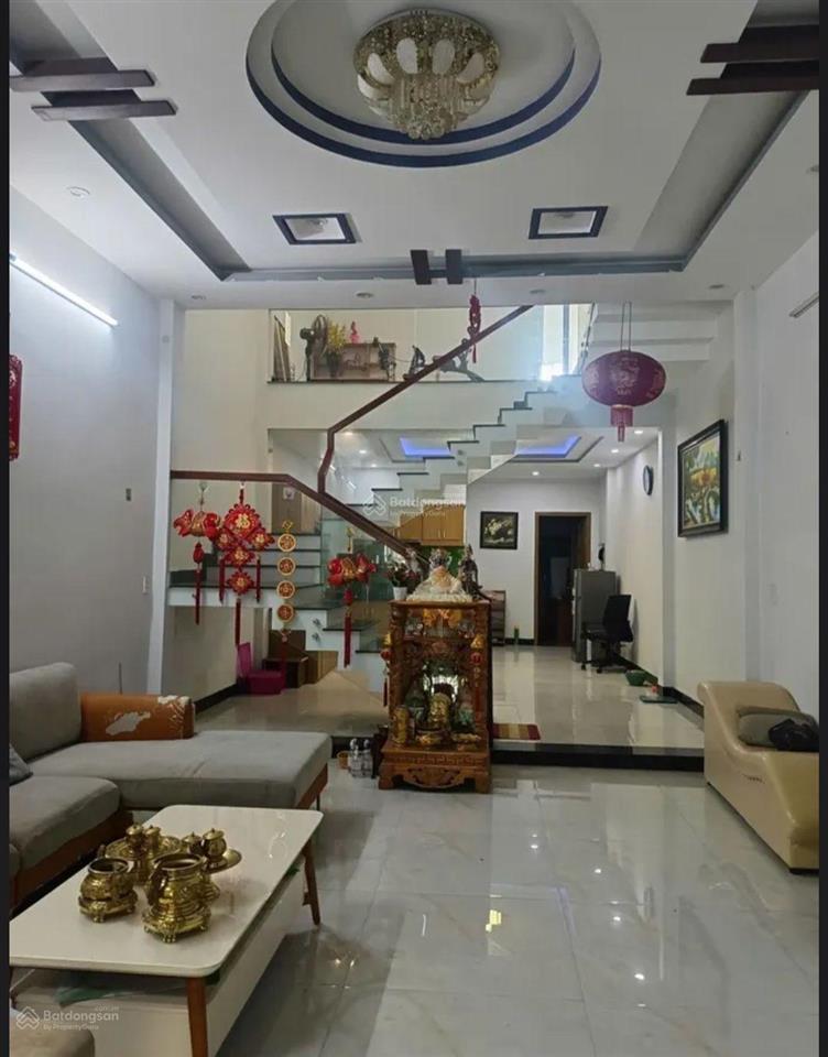 Bán nhà đẹp 2 tầng kiên cố  liên chiểu đà nẵng. * mặt tiền đường tô hiệu  liên chiểu  đà nẵng.