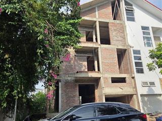 Cần bán biệt thư ngôi nhà mới tại quốc oai 230m. chỉ 18 tỷ