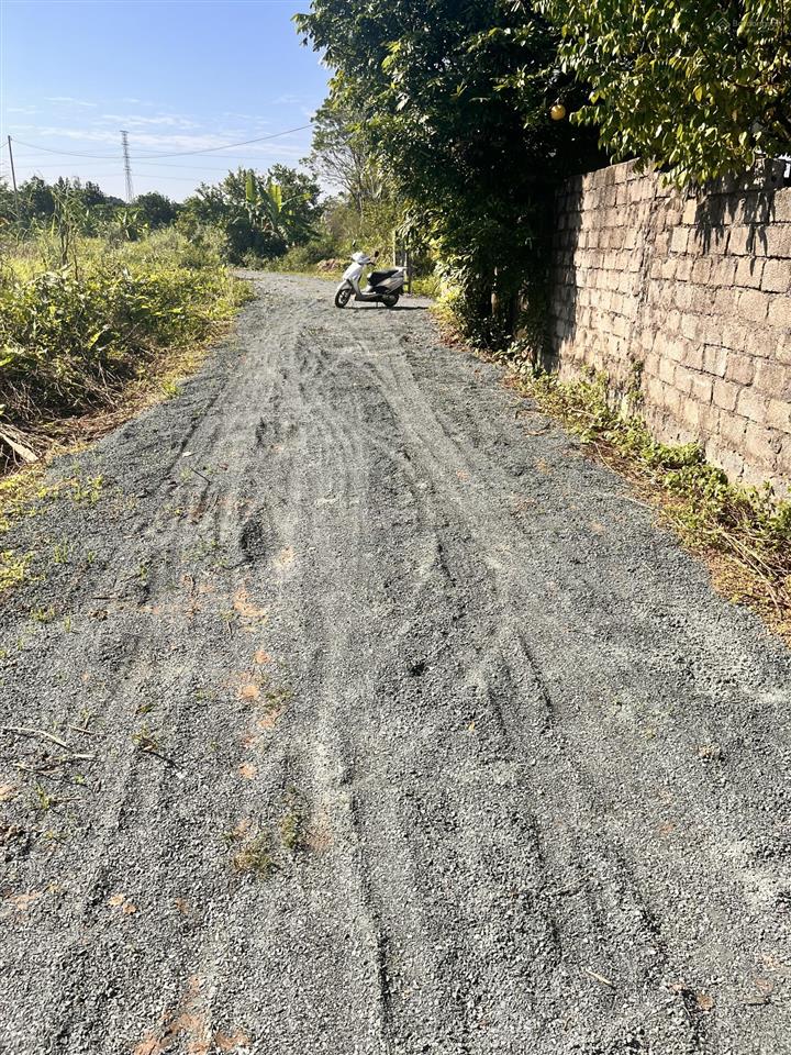 Cần bán đất trồng cây hàng năm. có thể làm xưởng tại sài sơn  quốc oai