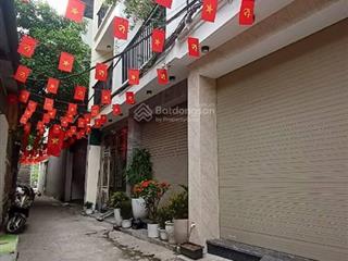 Hót mặt ngõ thông  vị trí cực kỳ đẹp  nhà dân thiết kế đầy đủ tiện ích  đủ công năng  5t 7,9 t
