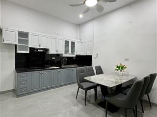 Lê thanh nghị  28m x 5 tầng  ngõ ba gác thông bạch mai  60m ra phố  thoáng đẹp ở ngay