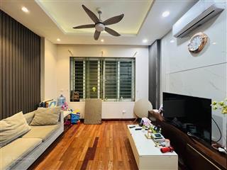 Chính chủ cần bán nhà 35m2  tô hiệu phân lô cán bộ ô tô tránh