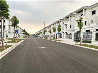 Biệt thự song lập 200m2 trục đường chính 20m vị trí đẹp 3 mặt thoáng