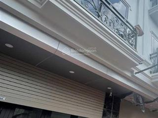 Bán nhà. đông anh. 50m2, 3pn, 3wc, thiết kế hiện đại, nội thất đầy đủ sẵn ở. 500m ko thiếu thứ gì.