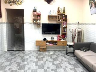 Chủ cần bán gấp nhà cấp 4 cực đẹp,ngay trung mỹ tây 13