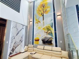 Bán căn nhà ngay trần quang cơ full nội thất đường 8m toàn nhà lầu vip