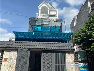 Bán căn nhà ngay mặt đường hiệp thành 12, hiệp thành, q12 (phương tân thới hiệp mới)