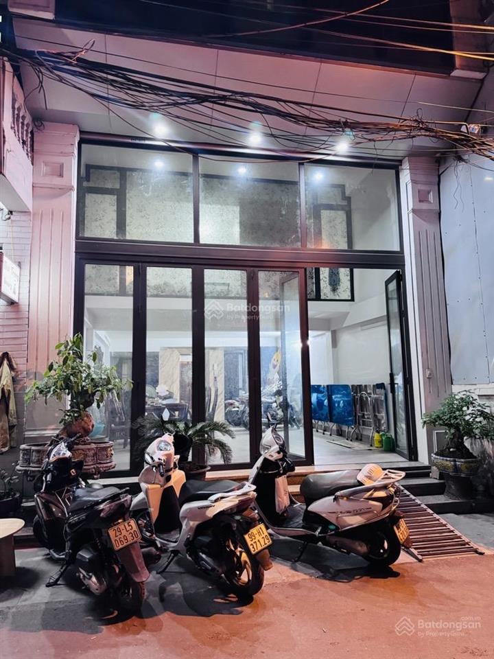 Siêu phẩm đống đa, 7 tầng thang máy, nhà mới, view hồ, ngõ thông, ô tô tránh, kinh doanh sầm uất