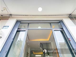 Nhà 3 lầu hẻm 39 dương cát lợi, thị trấn nhà bè  giáp ranh q7  cách mặt tiền 10m
