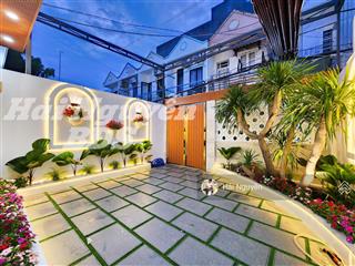 Siêu phẩm đẹp như tranh vẽ vila sân vườn không gian thư giãn  nhà bè