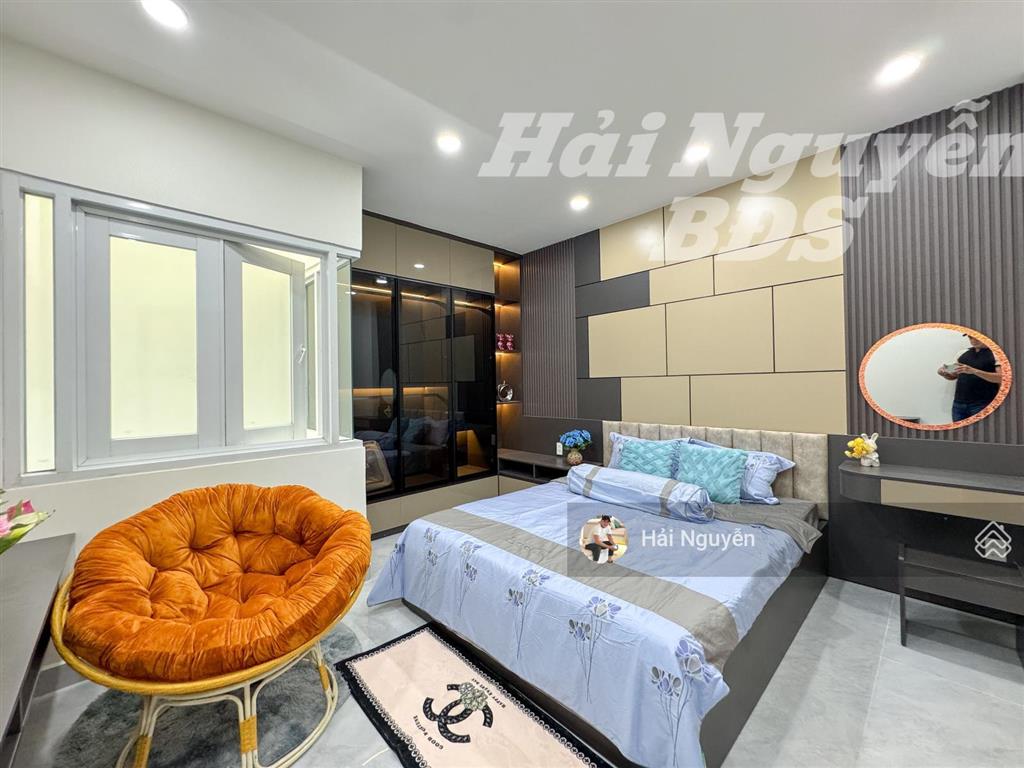 Nhà 3 lầu full nội thất hẻm xe hơi đường nguyễn thị thập  q7