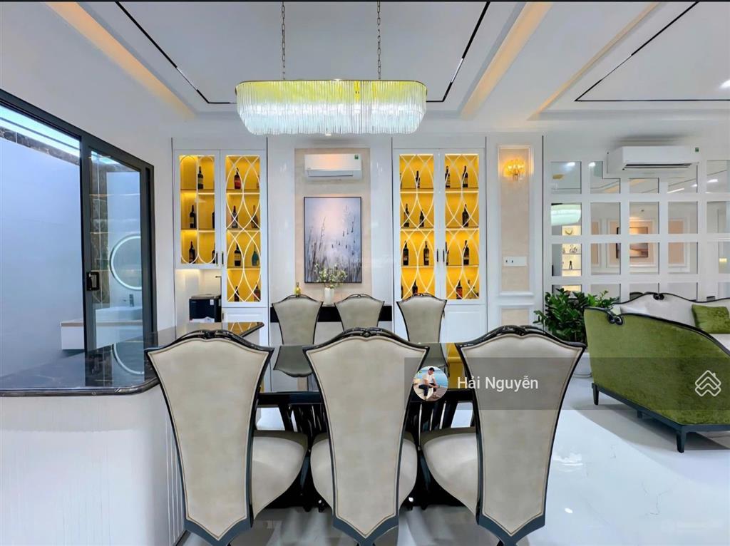 Siêu phẩm tân cổ điển full nội thất  mặt tiền đường 8m  khu dân cư compound