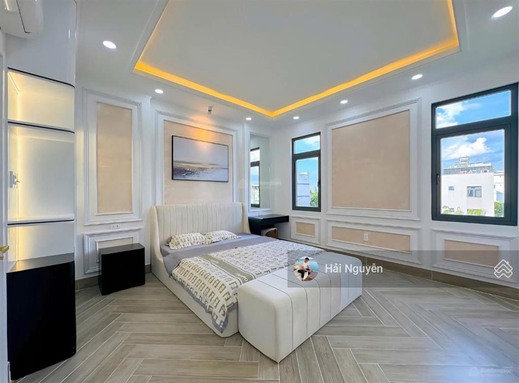 Siêu phẩm tân cổ điển full nội thất  mặt tiền đường 8m  khu dân cư compound